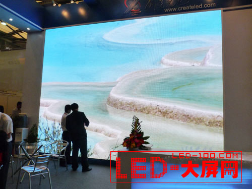深圳市創(chuàng)顯光電亮相國(guó)際專業(yè)燈光<a href=http://www.audio160.com target=_blank>LED顯示屏</a>展