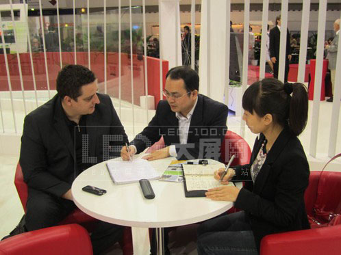 L<a href=http://m.qcrkj88.com target=_blank>led@ʾ</a>푵IFAչ