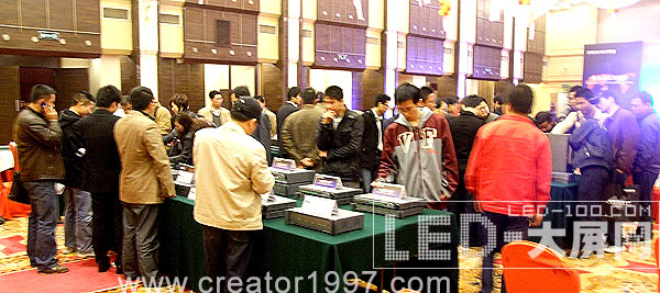CREATOR <a href=http://m.qcrkj88.com target=_blank>LED@ʾ</a>lAVƷƽLɳվAMY