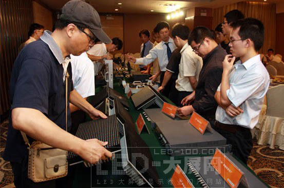 CREATOR創高<a href=http://m.qcrkj88.com target=_blank>LED顯示屏</a>助陣CREATOR <a href=http://m.qcrkj88.com target=_blank>LED顯示屏</a>發布暨AV新品推介會(杭州站)