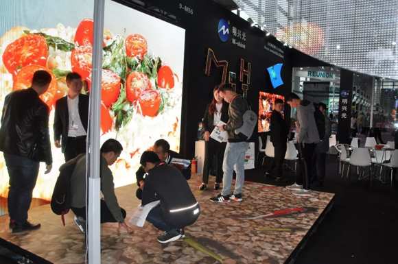 LEDCHINA 2019 չ(hu)ֱdWҫǈ(chng)